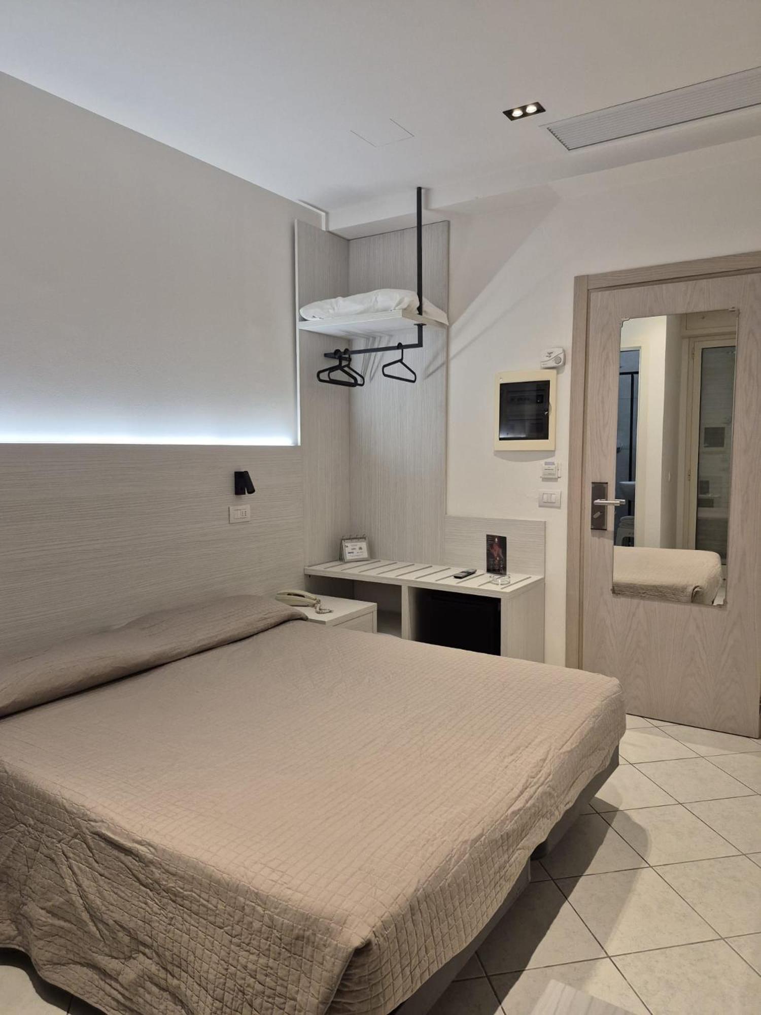 Hotel Romagna Cattolica Eksteriør bilde