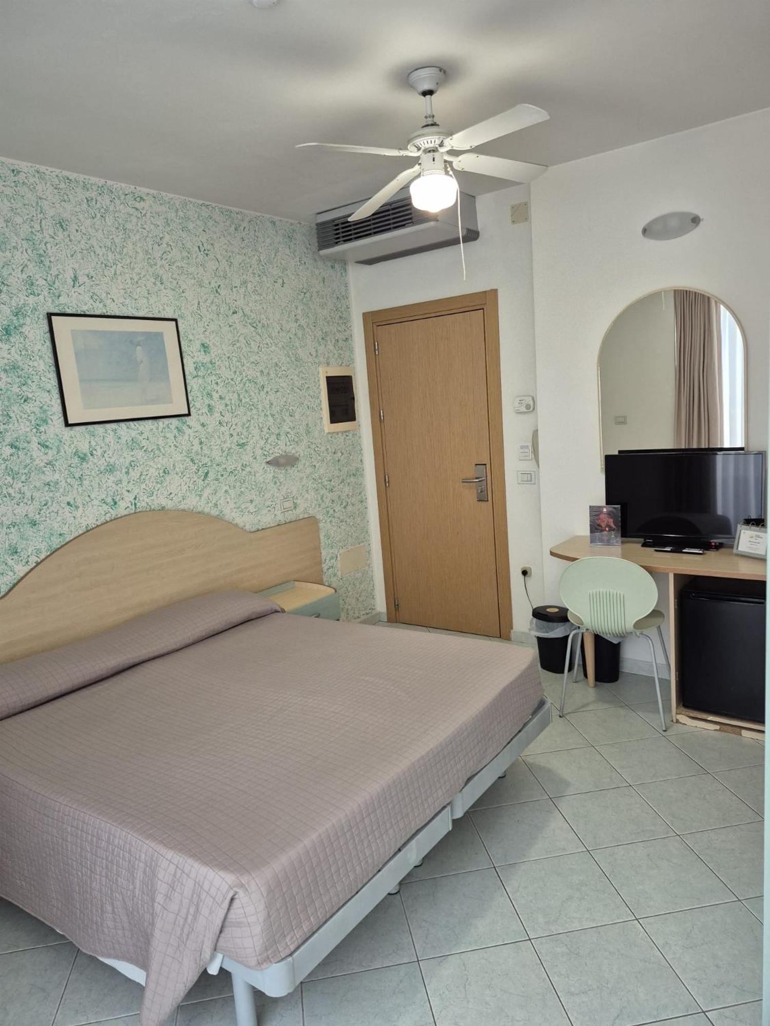Hotel Romagna Cattolica Eksteriør bilde